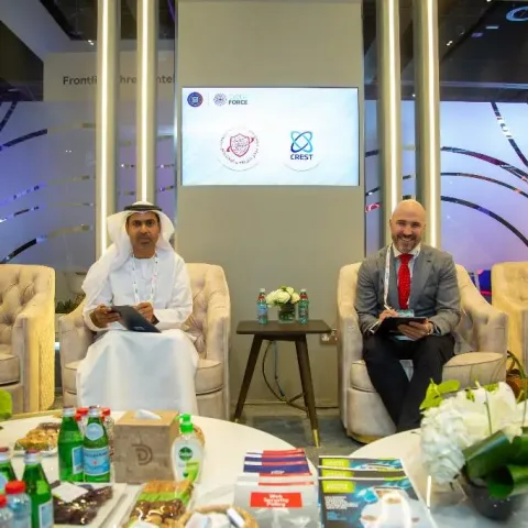 مركز دبي للأمن الإلكتروني وشعار عالمي يطلقان قوة دبي الإلكترونية لضمان جودة خدمات الأمن السيبراني